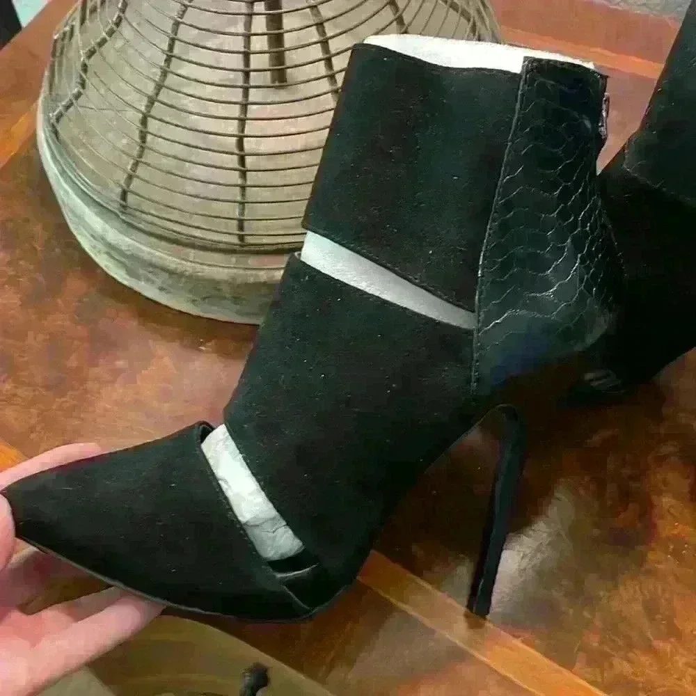 Steve Maddon NWOT Size 8.5 Tripplee Sexy 5” leather up bootie, Zipper Closure, - Picture 6 of 6